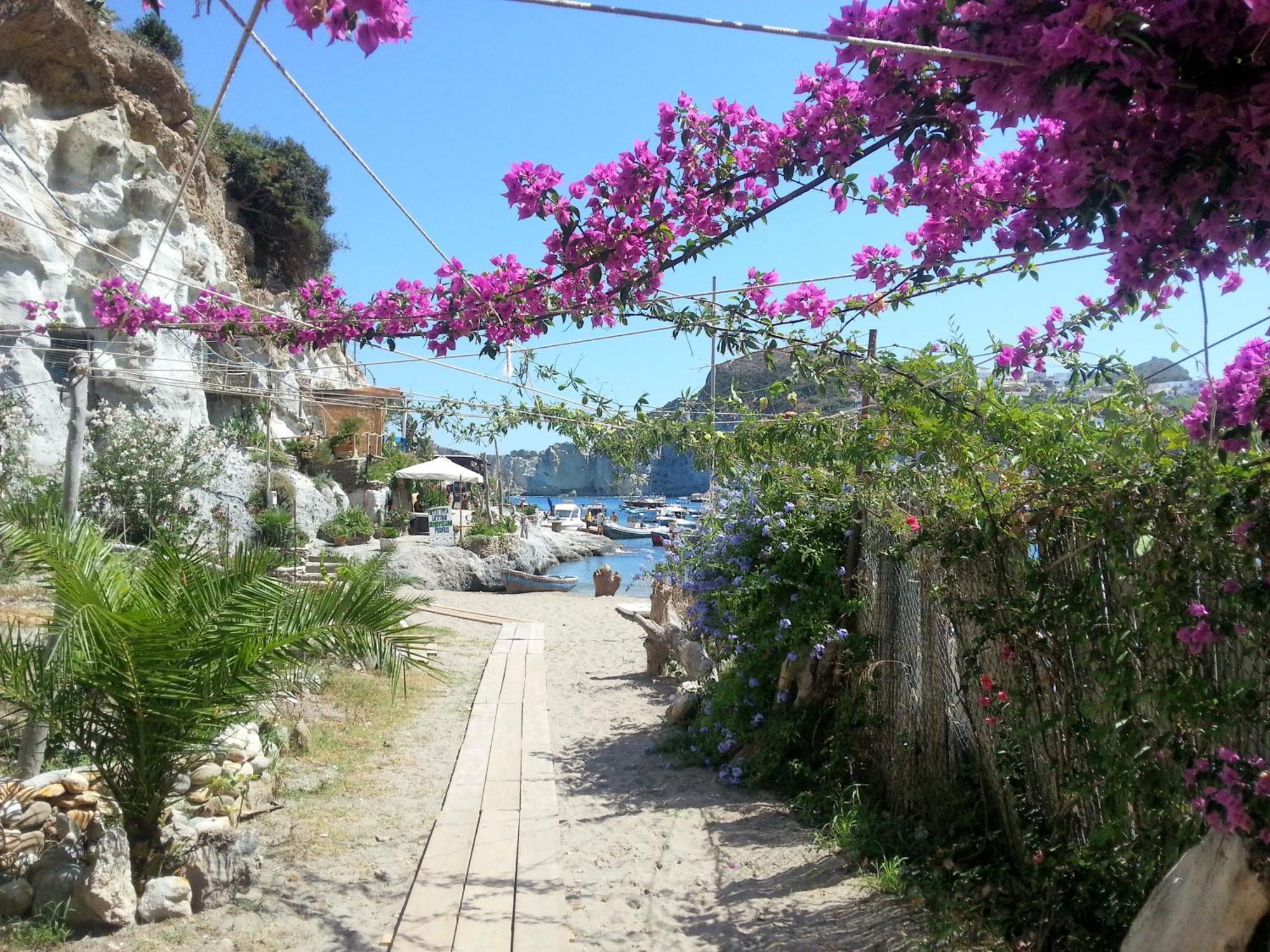 Hotel Villaggio Dei Pescatori Ponza Exterior photo
