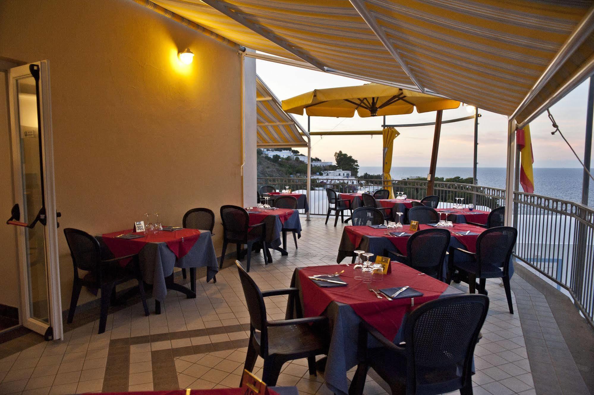 Hotel Villaggio Dei Pescatori Ponza Exterior photo