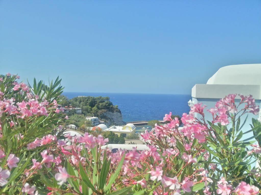 Hotel Villaggio Dei Pescatori Ponza Exterior photo